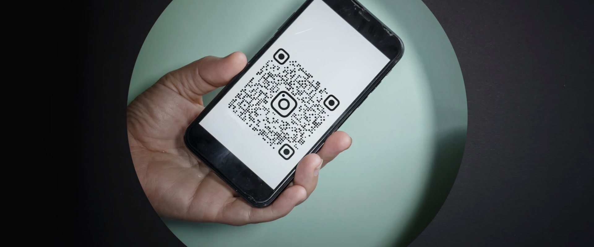 Scanning a QR Code with an iOS Device
